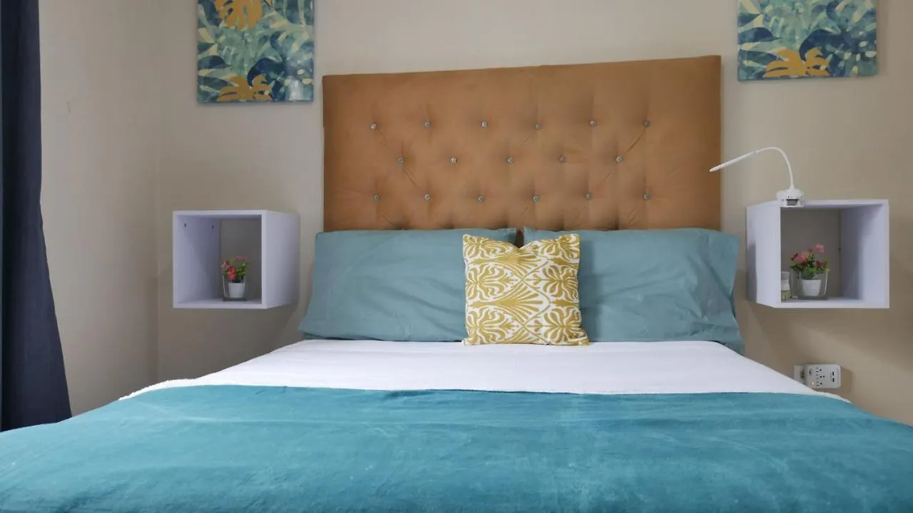 Yhavarees Comfy Oasis 2-Bed Aprt- Central & Secure Kingston