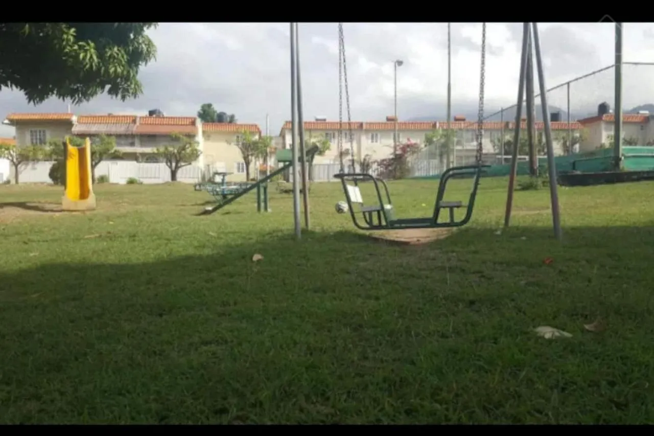 Daire Yhavarees Comfy Oasis 2-Bed Aprt- Central & Secure Kingston